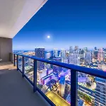 2-Br Downtown Miami Escape With City Views